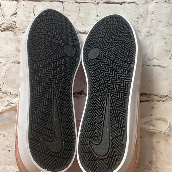 Nike Women’s SB Chron 2 Canvas sneakers Arctic Orange/White Sz 11 US - Picture 6 of 7